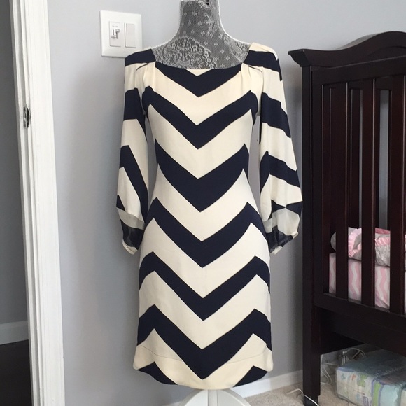 Diane Von Furstenberg Dresses & Skirts - Diane Von furstenberg dress.